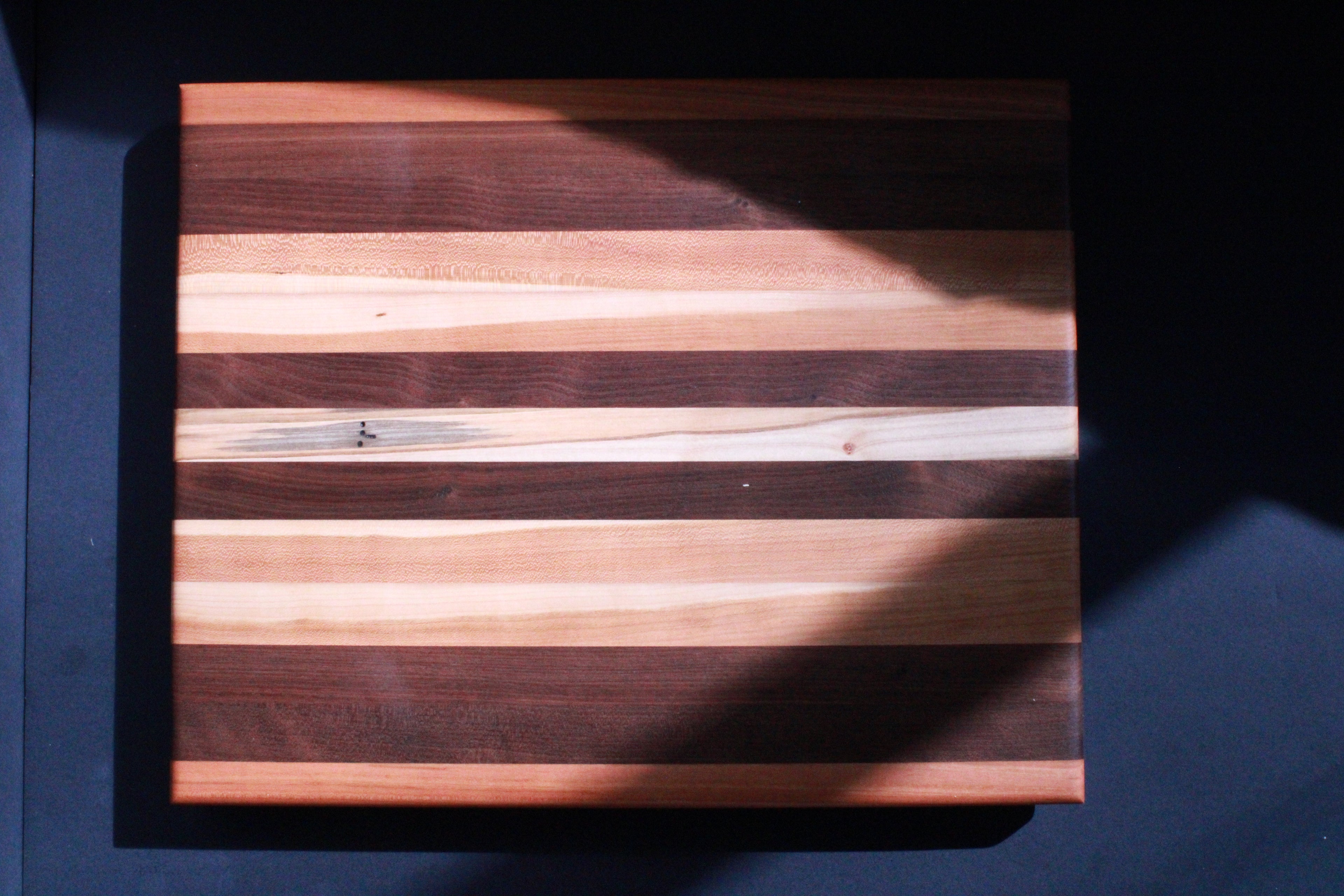 Edge Grain Cutting Board